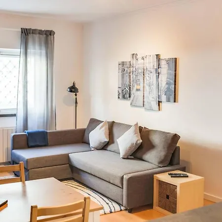 Апартаменты Beautiful 1 Bed Near The Beach