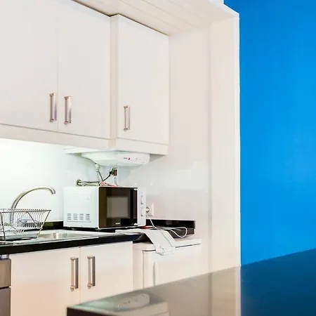 Beautiful 1 Bed Near The Beach Пареде